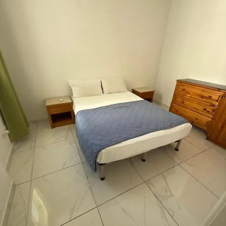 2-bedroom In R4b Διαμέρισμα Gzira